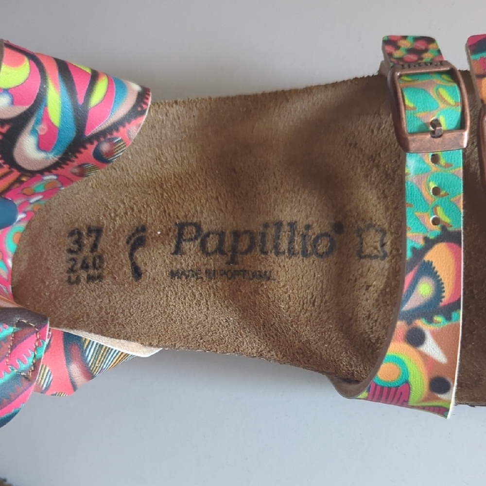 Colorful Women's Footbed Sandals - Picture 2 of 5